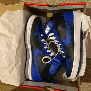 nike court borough mid 2